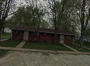111 N Barr St APT B, Centralia, MO 65240