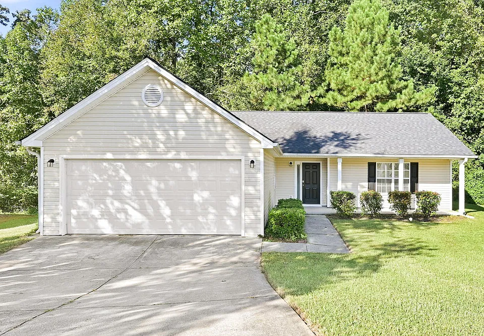 1015 Amelia Grove Ln