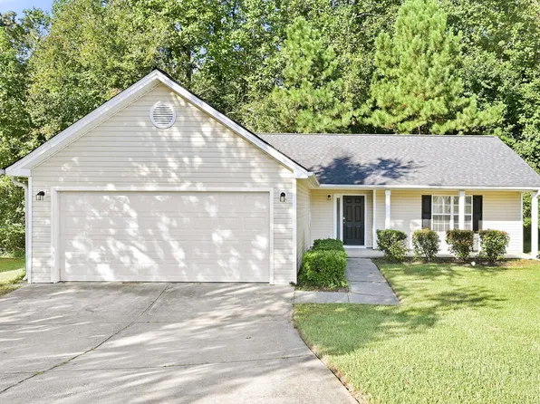 1015 Amelia Grove Ln, Lawrenceville, GA 30045