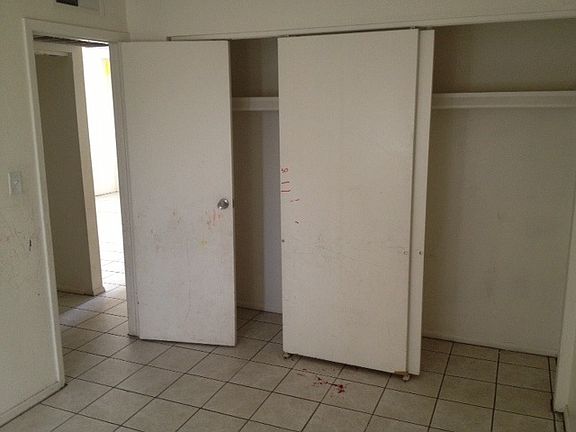 5th image of 5047 N 16th Ave APT 2