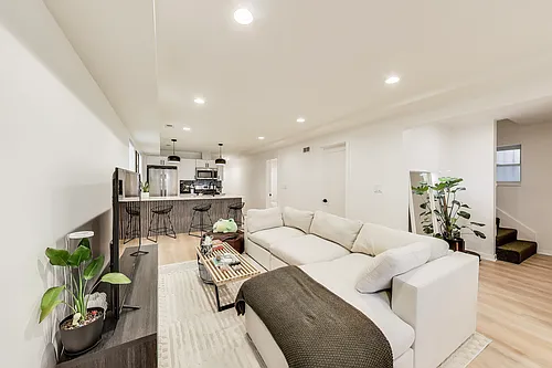 2619 N Kimball Ave #G Photo 1