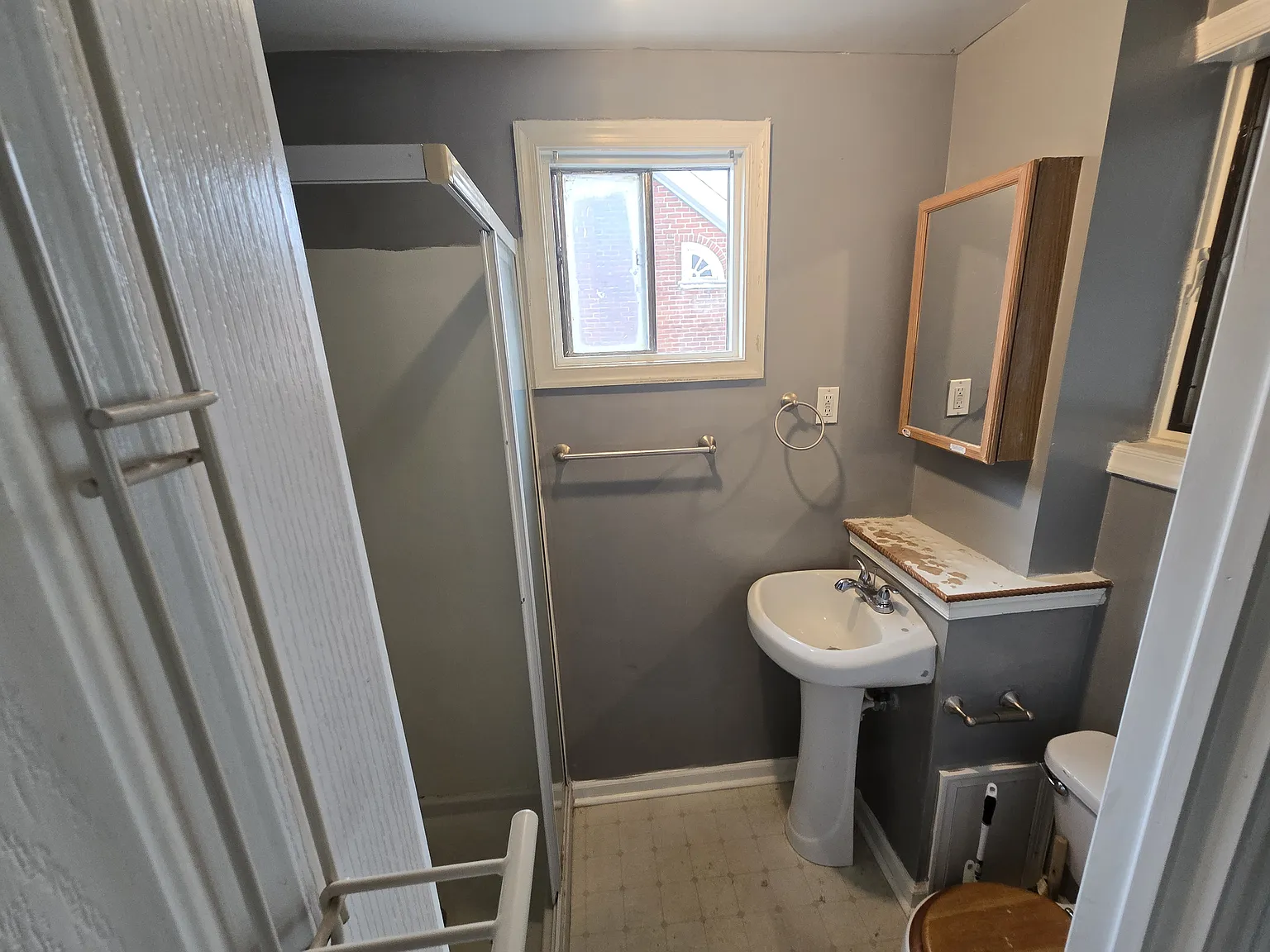 1 bed, $1,000 — Photo 2