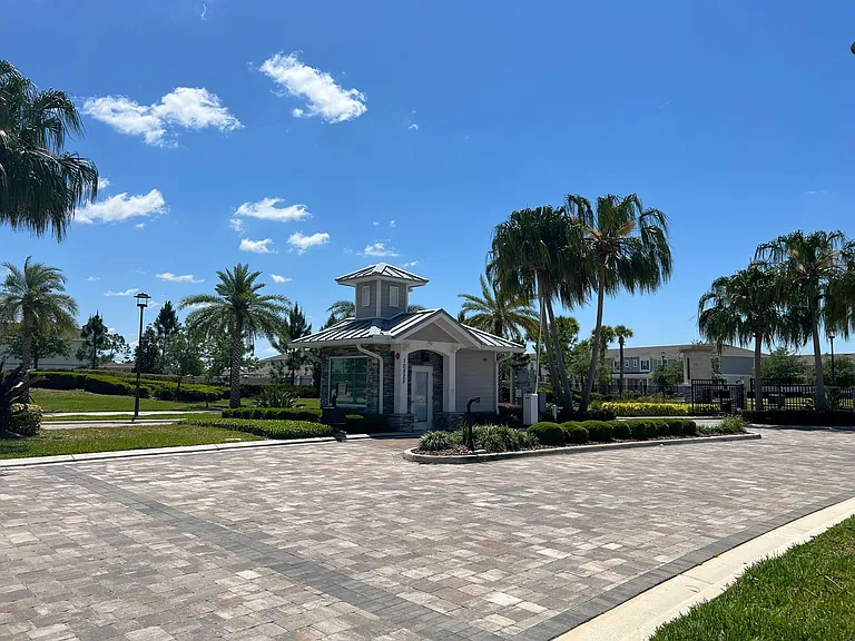10457 Folly Beach Rd — Photo 42