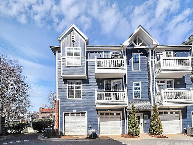 1654 Walnut View Dr — Photo 4
