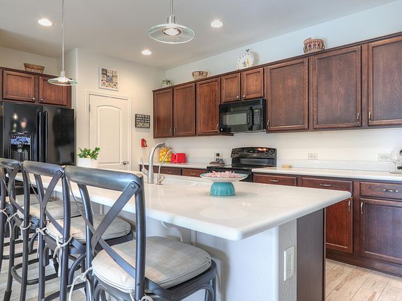 4th image of 4985 W Corral Dr