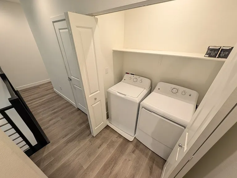 1151 Blossom Point St — Photo 31