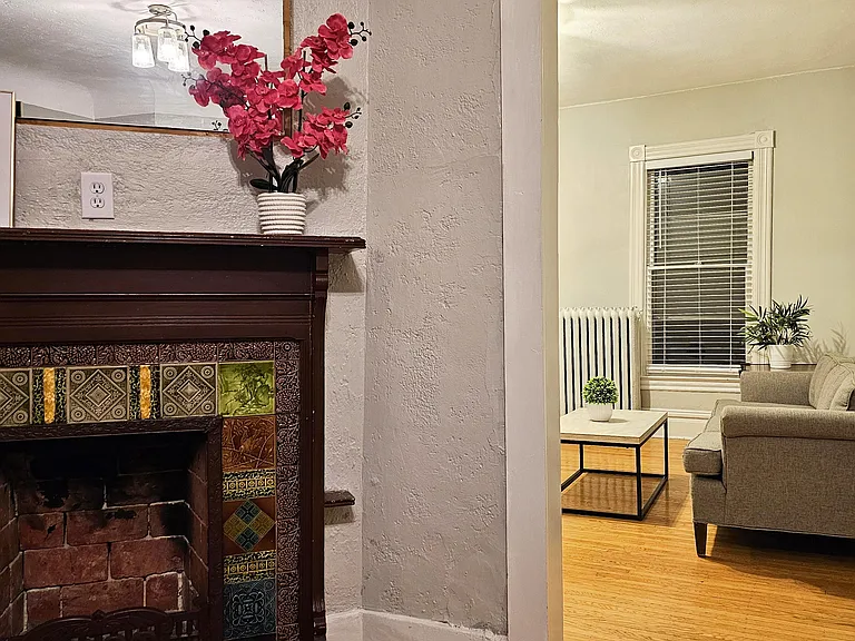 Living dining area 1