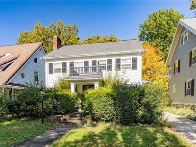2855 Scarborough Rd, Cleveland Heights, OH, 44118