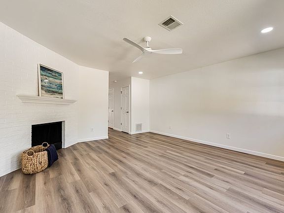 3rd image of 190 Merlin Way