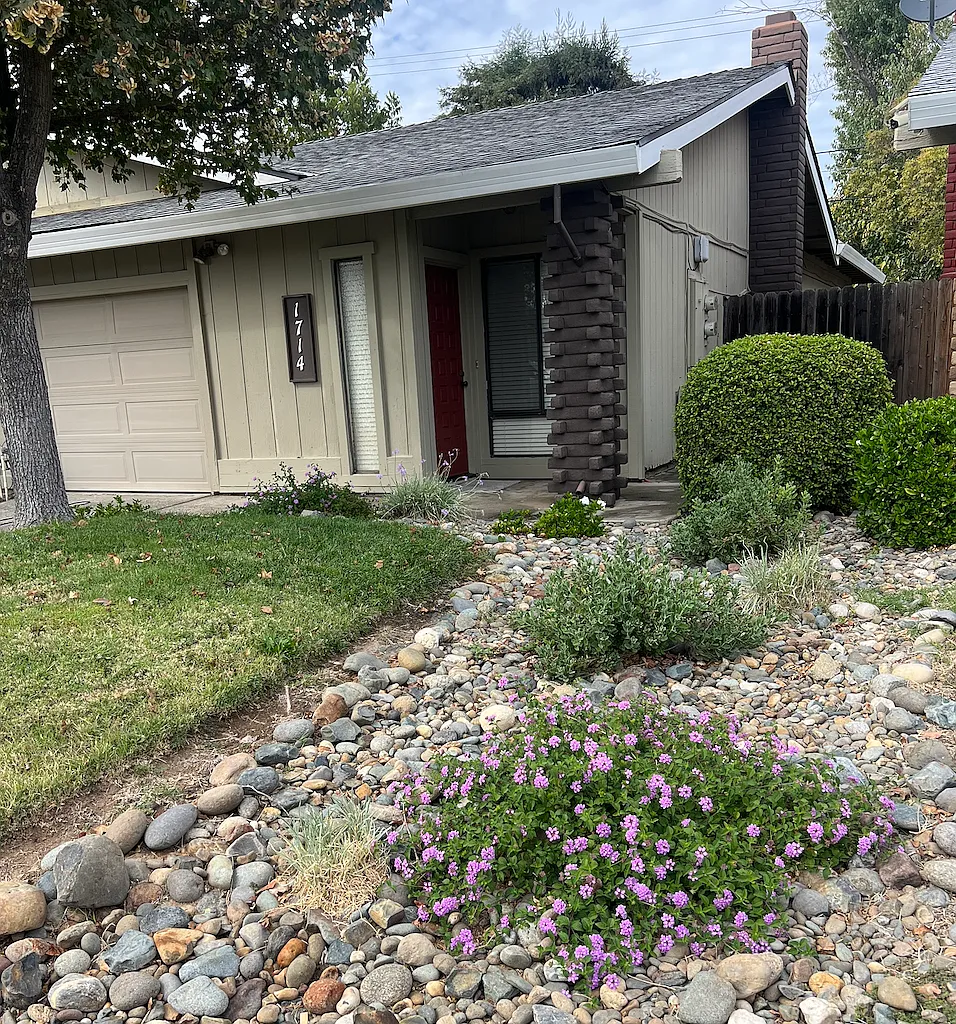 2 bed, 1200 sqft, $2,350 — Photo 1
