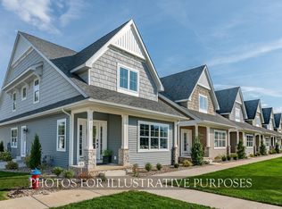 1245 Echoes Cir, South Bend, IN 46617