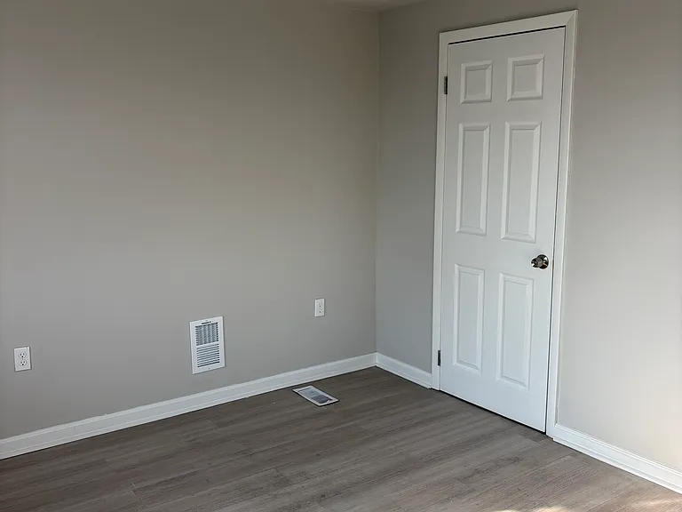 1200 Glyndon Ave — Photo 11