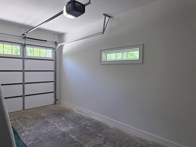 701 Westchester Dr — Photo 16