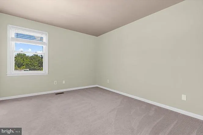 1268 Delbert Ave — Photo 27