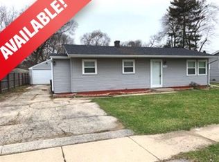 7904 Scott Ln, Machesney Park, IL 61115