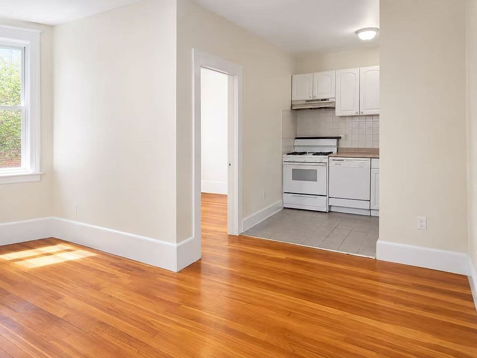 1st image of 2001 Commonwealth Ave APT 24