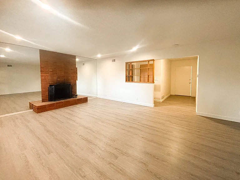 5240 Prosperity Ln — Photo 5