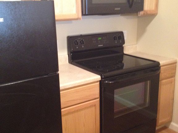 350-B Harris Fridge Stove Microwave_02222016