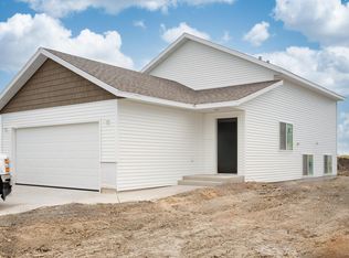 6302 82nd Ave S, Horace, ND