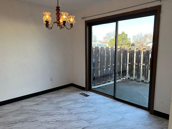 5th image of 4638 Murphy Ave