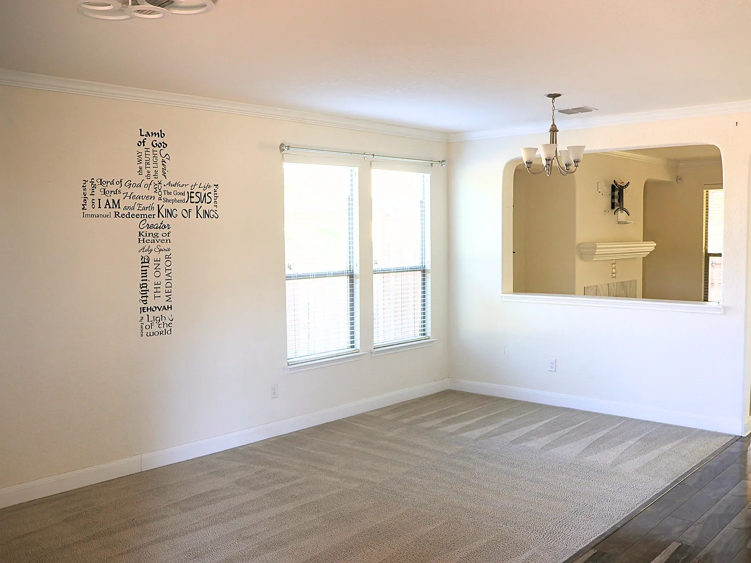 3 bed, 2.5 bath, 2755 sqft, $2,199 — Photo 3