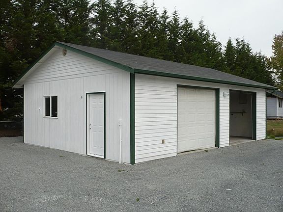 2nd image of 5213 170th Pl NE