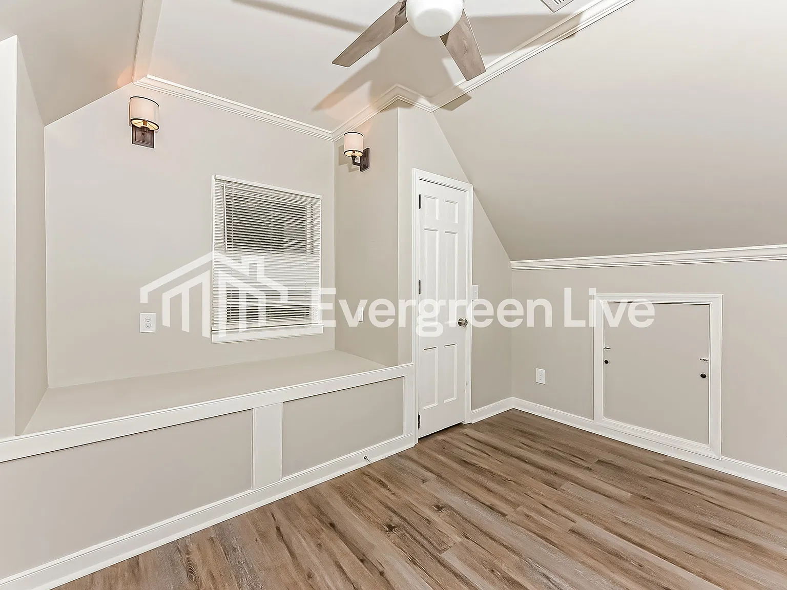 6 bed, 3.5 bath, 2486 sqft, $2,445 — Photo 4