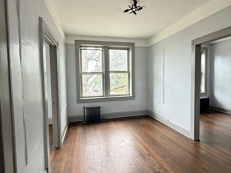 713 Arlington Ave #3D — Photo 3