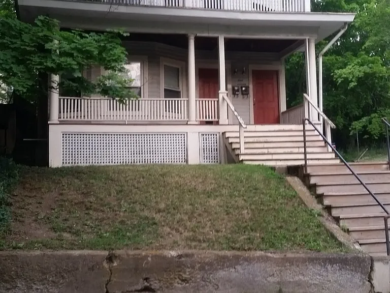 119 Ferris Pl — Photo 6