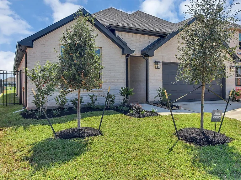 1208 Garden Jade Dr — Photo 32
