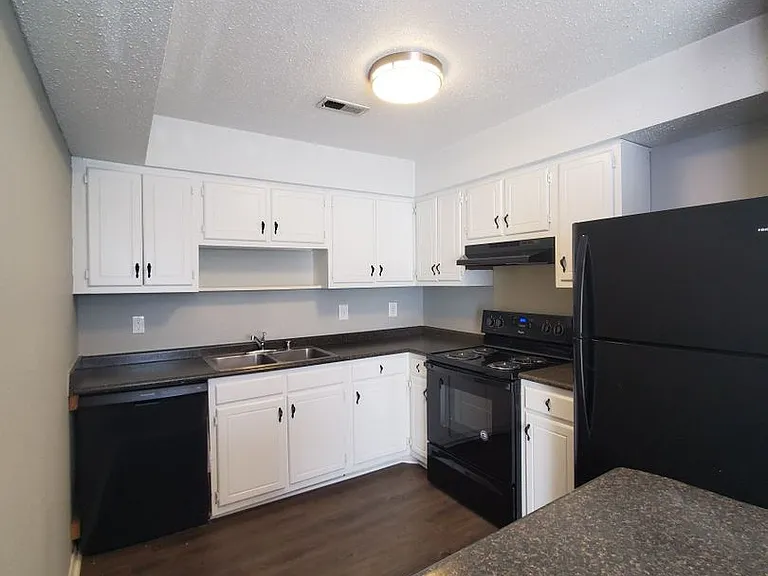 Reserve at Fairway Hills — Photo 53