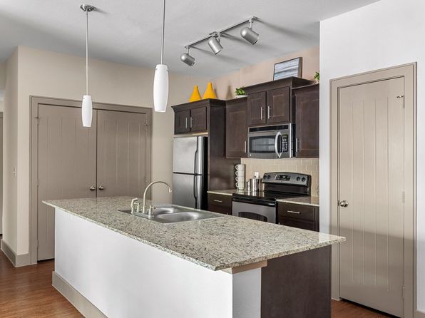 3621 W Slaughter Ln APT 638