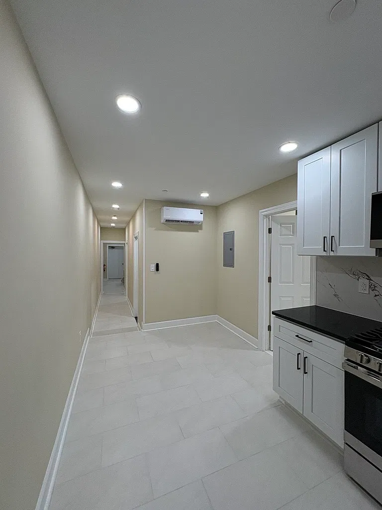 2 bed, $1,600 — Photo 3