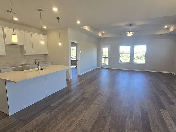 7th image of this home