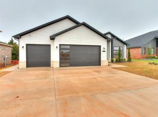 5704 NW 154th St, Edmond, OK 73013