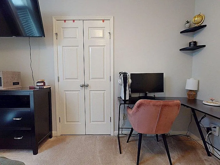 2049 Forest Lakes Lane — Photo 4