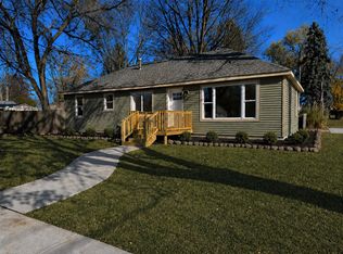 602 N Lemen St, Fenton, MI 48430