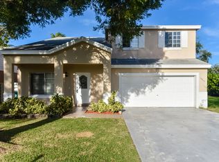 14450 SW 139 Avenue Cir W, Miami, FL 33186