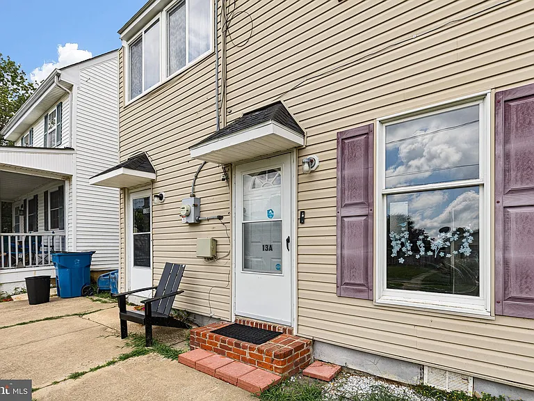 13 S Congress St #A — Photo 19