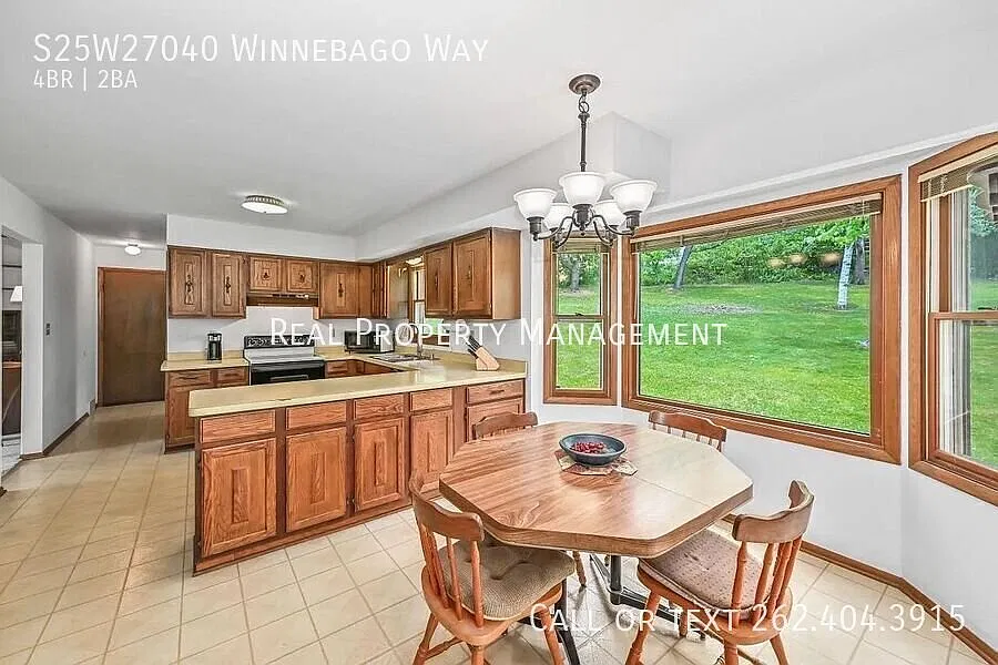 Private Acre+ Living with the Convenience of Prime Waukesha — Photo 3