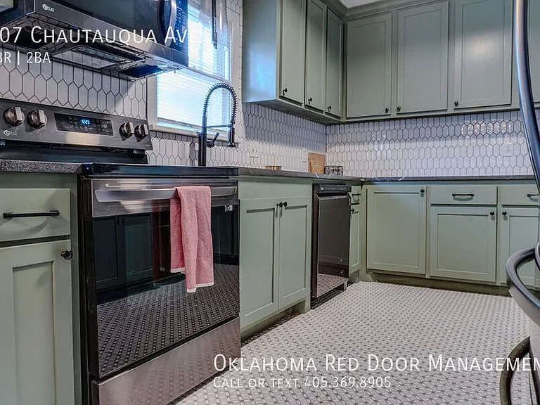 407 Chautauqua Ave — Photo 4