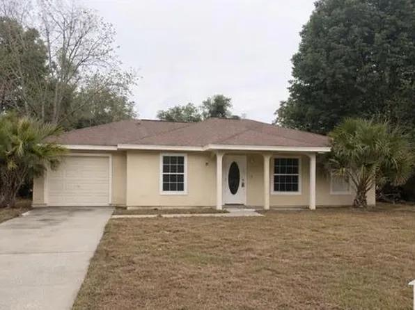 705 NW 67th St, Ocala, FL 34475