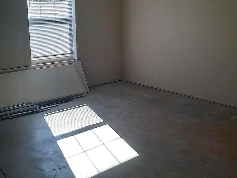 921 Admirals Quay Dr — Photo 14