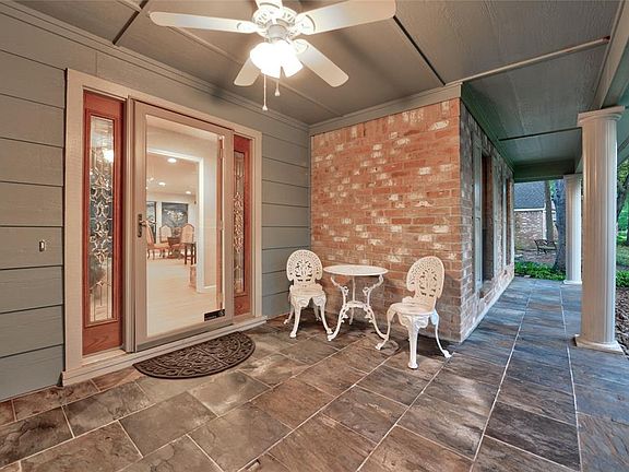 5th image of 2022 Deer Springs Dr