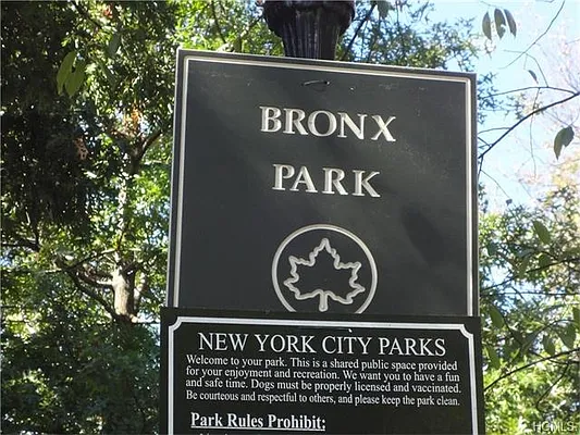 Sold by Gerard Desgranges Realty | media 33