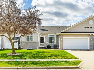 7402 SE 23rd St UNIT 2, Des Moines, IA 50320