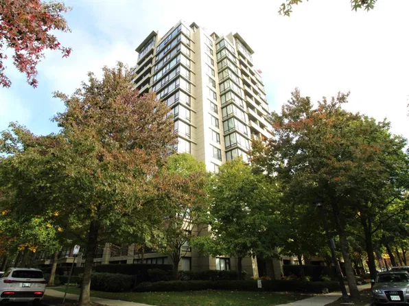 9133 Hemlock Dr #1106, Richmond, BC V6Y 4J9