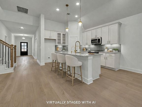 2nd image of 20630 Draper Rd