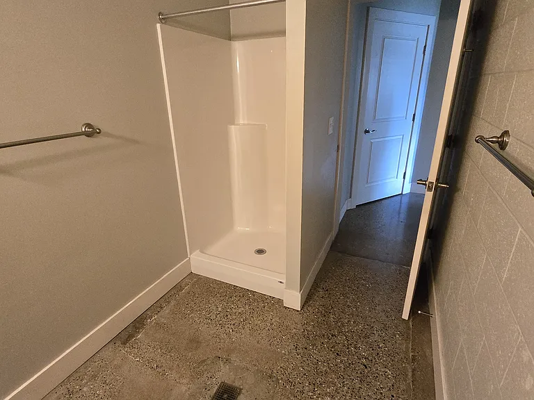 822 Cherry St SE #102 — Photo 16