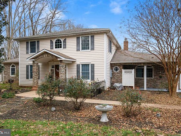 5th image of 13605 McLane Pl